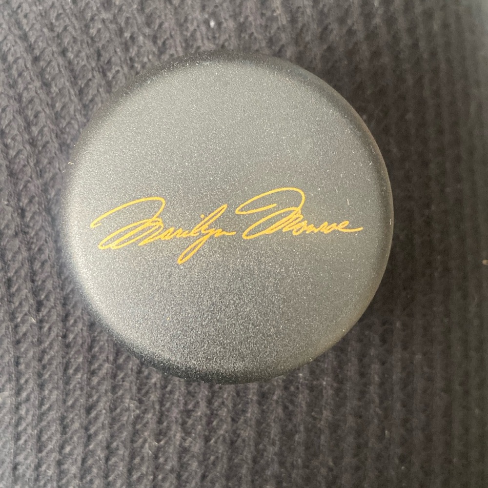 Rare Marilyn Monroe besame highlight